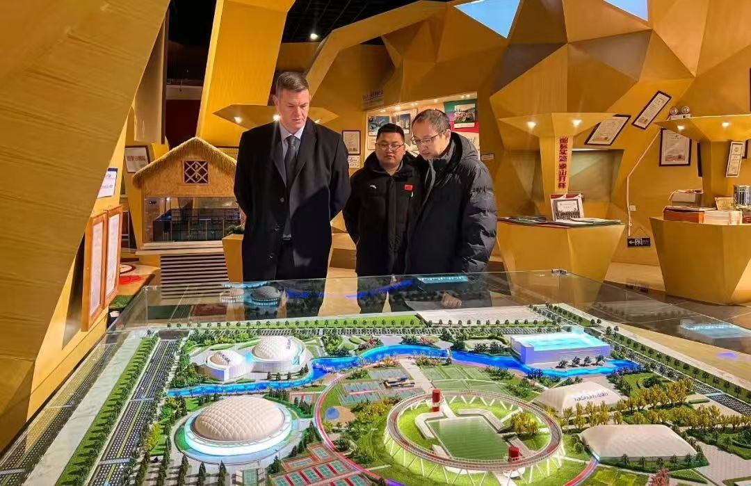 国际柔道联合会副主席卡洛斯·艾力克莅临PG(中国大陆)-电子游戏参观交流